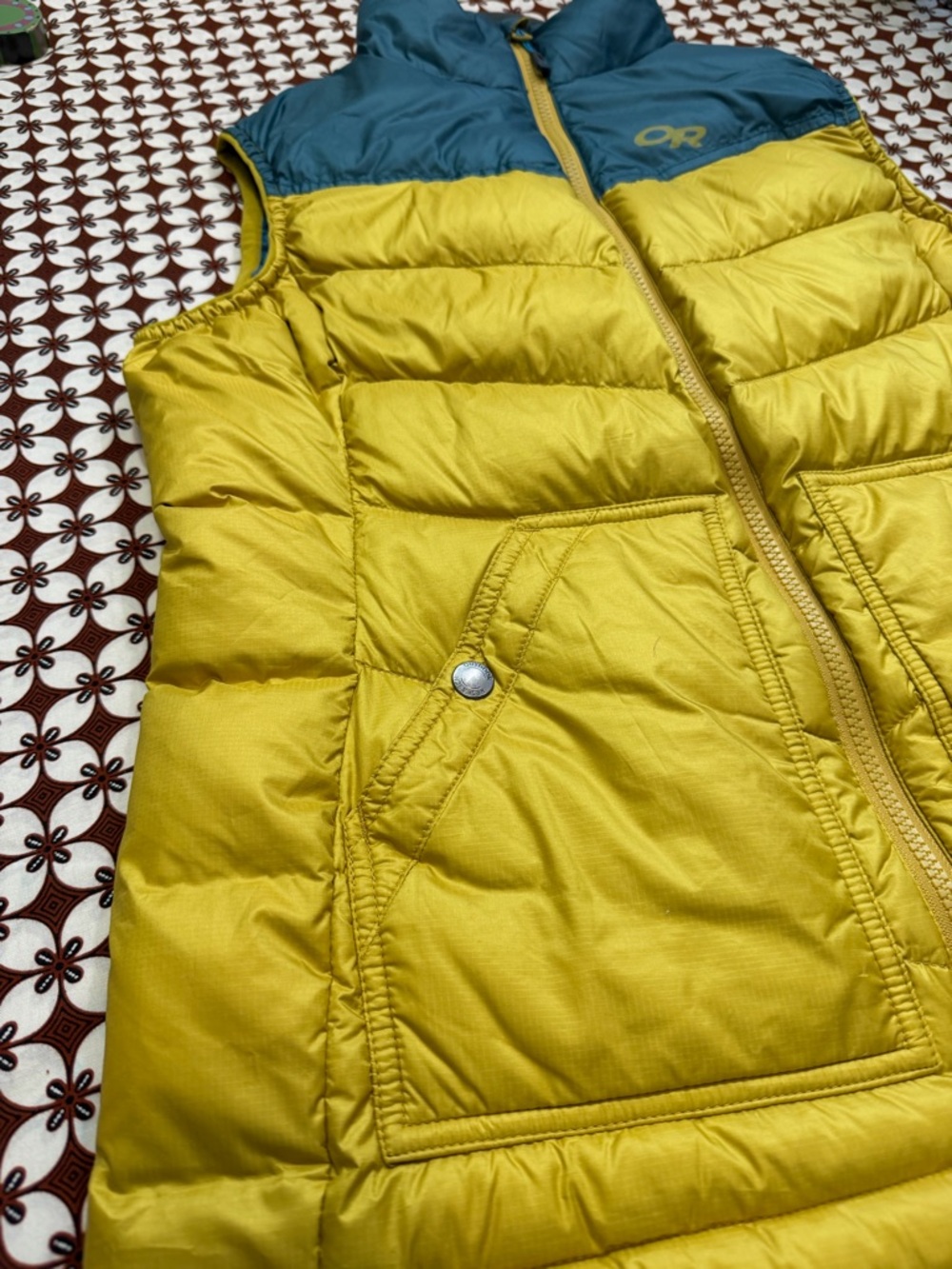 Outdoor Research Puffer Vest in Mustard and Teal - Picture 6 of 9